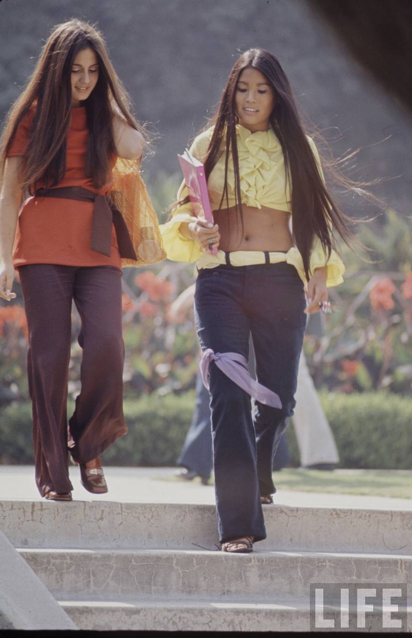 Miss Moss: High school fashions, 1969